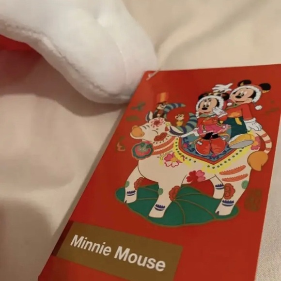 NWT Disney Store Exclusive Year Of The Ox Minnie Mouse Lunar New Year 18” Plush - Picture 5 of 9